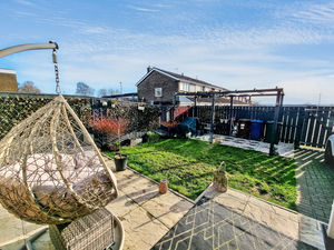 Photo 17- click for photo gallery